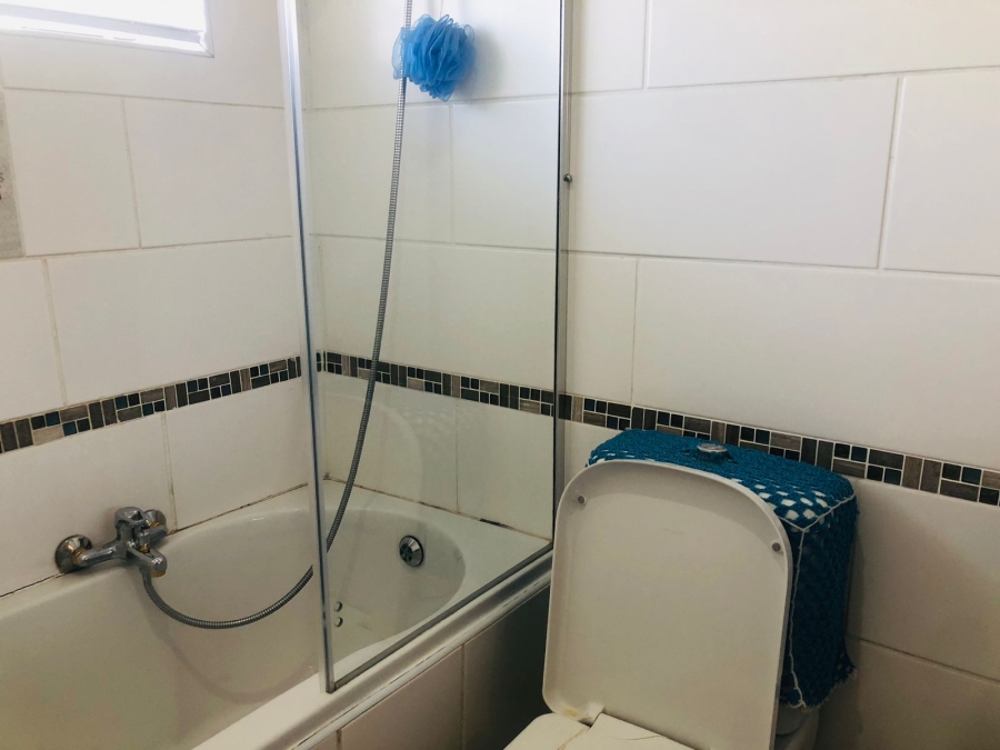 5 Bedroom Property for Sale in Protea Park North West